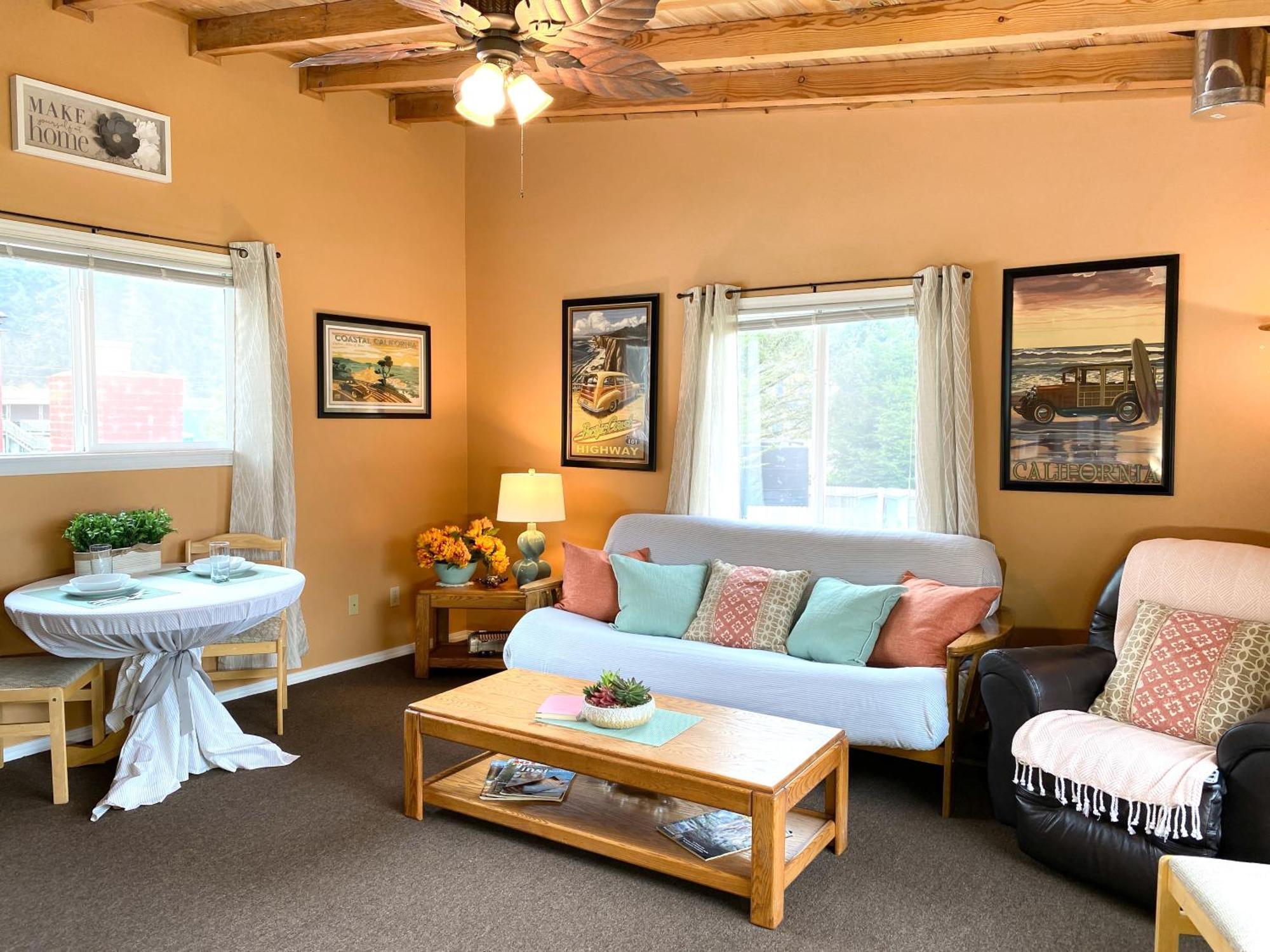 Riverview Cozy Home By The River Klamath Buitenkant foto